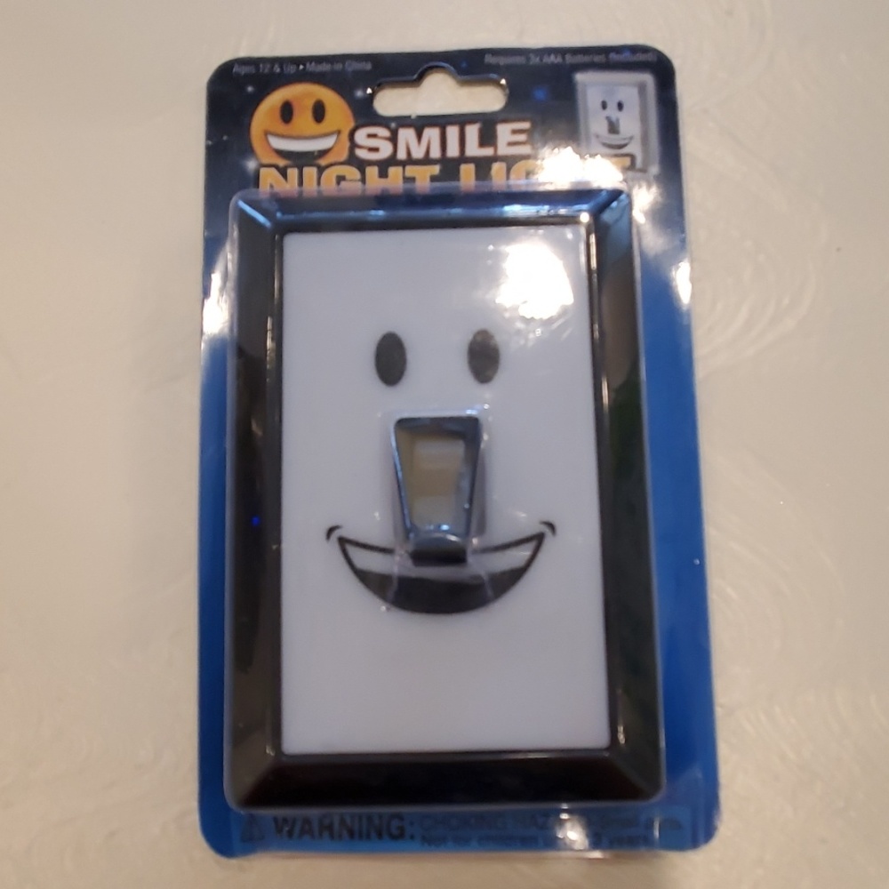 Smile night light